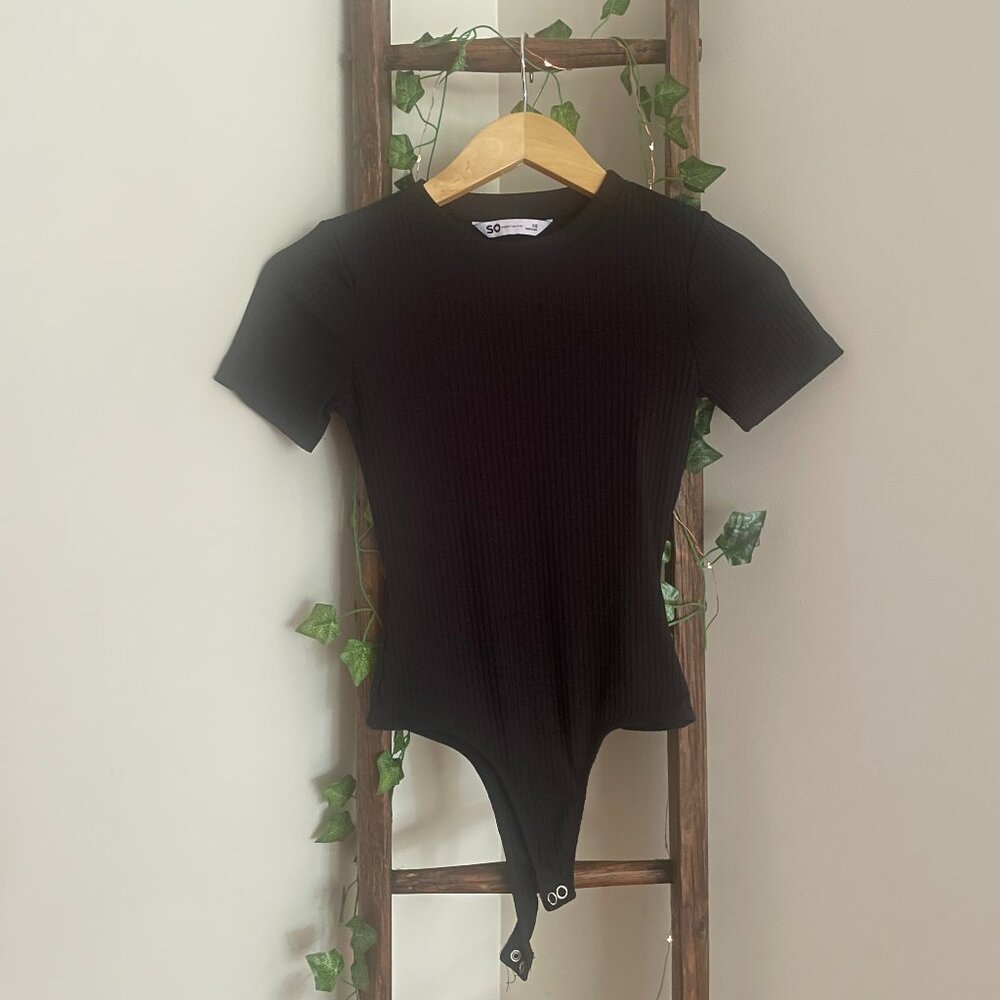 Black Ribbed Bodysuit – Short Sleeve Snap Bottom